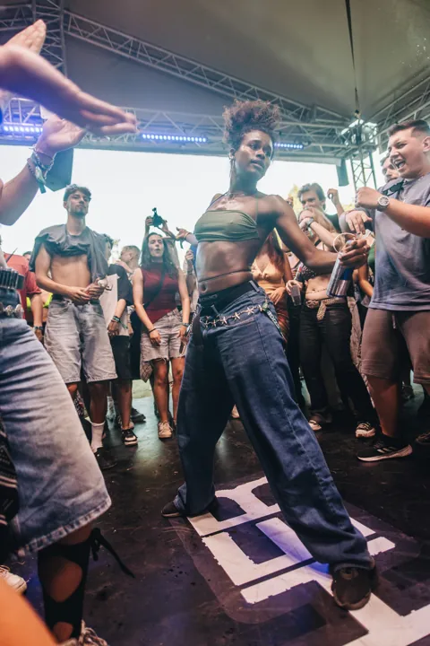 Move your own way — Sziget Festival 2025. Photograph by Kata Major.